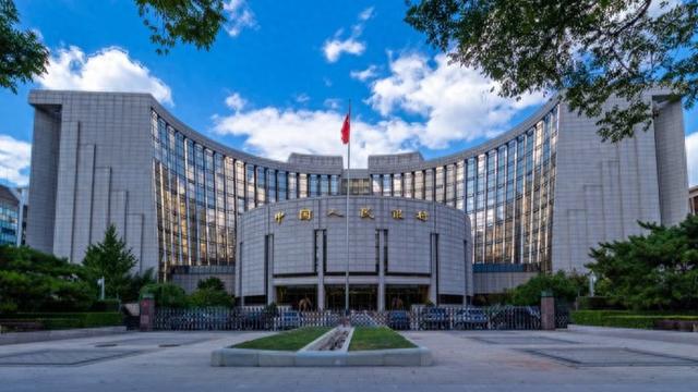 今夜这国央行宣布按下“暂停键”！