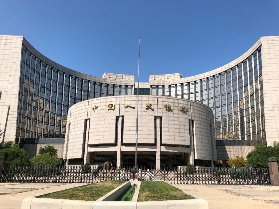 玉渊谭天丨美元退潮：近30年来全球央行黄金持有量首次超过美债