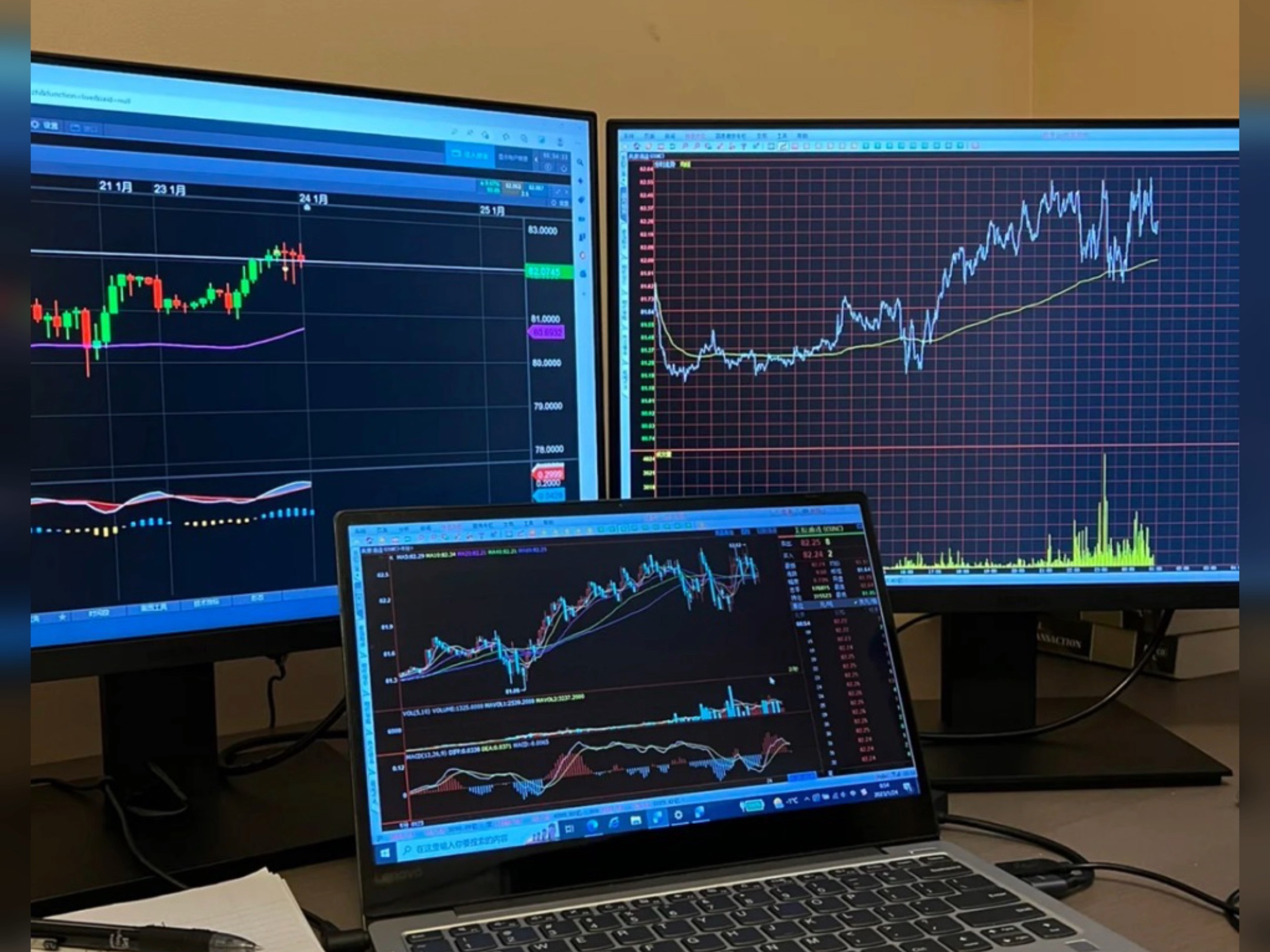 碳酸锂期货主力合约突破10万元吨跟踪标的含“锂”量超16%的稀有金属ETF盘中涨超2%近3日连续流入近7000万